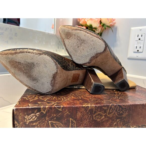 PATRICIA NASH Ruffina Mule in Chocolate Gold Metallic Back Leaves Size 6 Shoes - Picture 8 of 9